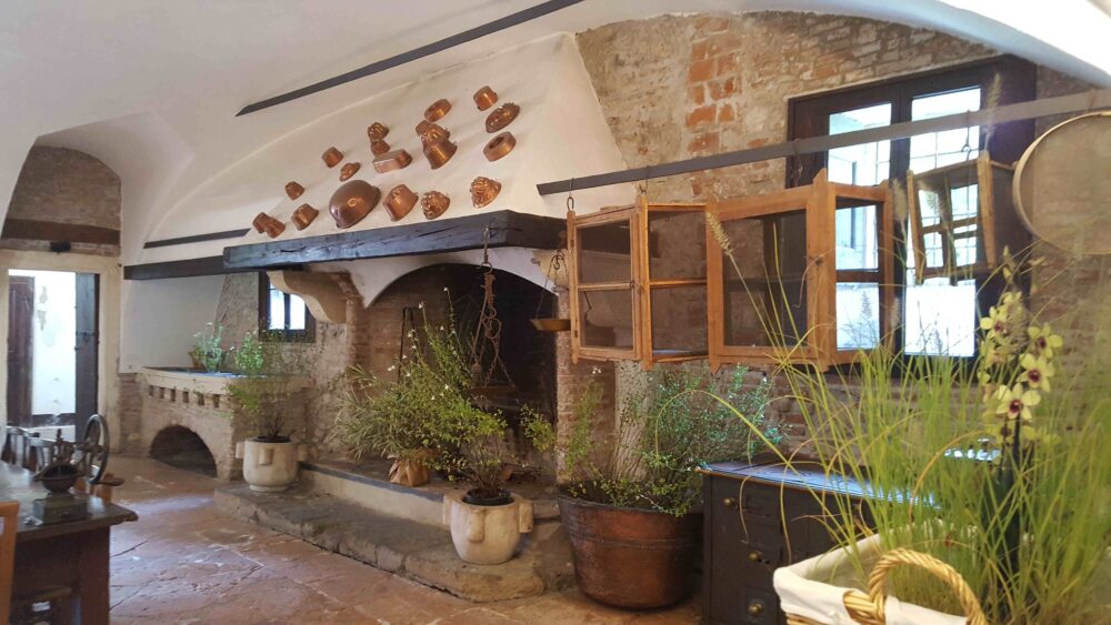 Visita Straordinaria alle cucine e al sotterraneo al Castello di Thiene
